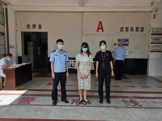 今晚开奖结果号码和女子强拽小孩被刑拘与女子强拽小孩被刑拘视频