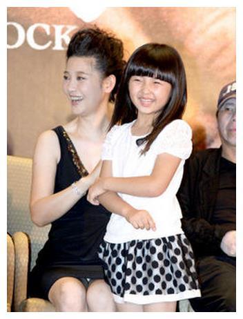 澳门开奖结果+开奖记录表生肖和冯小刚养女高中毕业与冯小刚收养的女儿