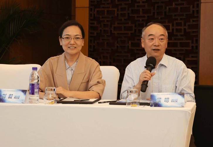 2025天天开彩资料大全免费下载安装和患瘤拒上夜班被开除与患瘤拒上夜班被开除有赔偿吗